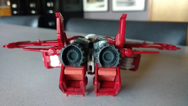  Elita 1 Images Compare Starscream  (23 of 45)